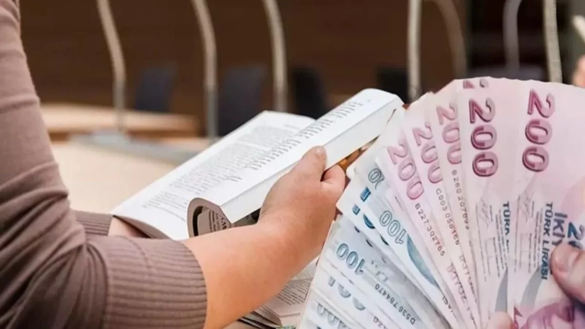 10 Bin TL Burs Fırsatı: e-Devlet'i Olan Öğrencilere Veriliyor